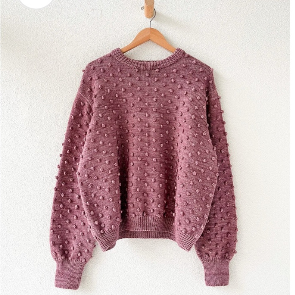 ISO MP women’s antique rose 🌹